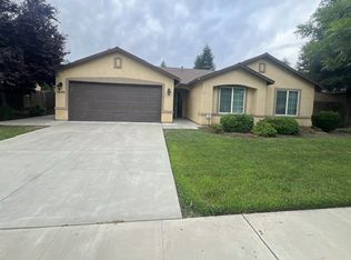 2499 Tempranillo Dr, Tulare, CA 93274