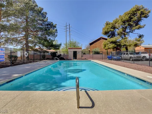 3363 Vema Dr, Las Vegas, NV 89121