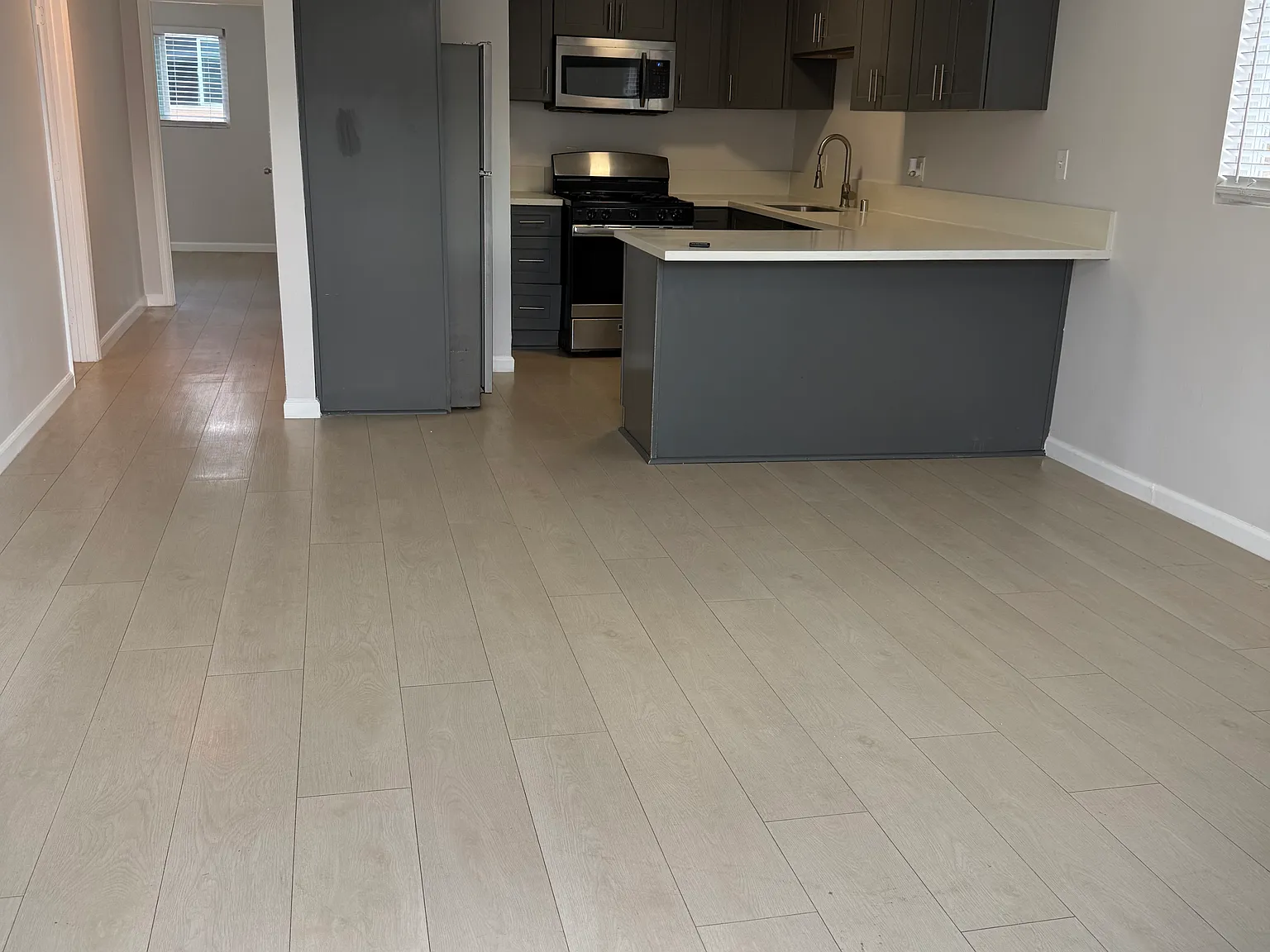 5972 Streamview Dr — Photo 3