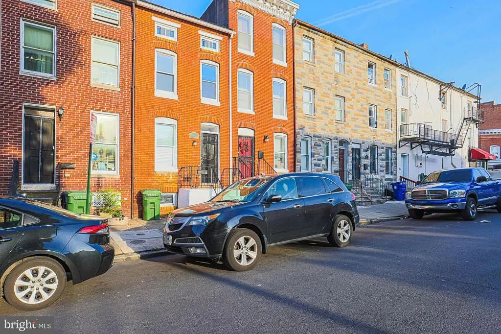 10 S Carey St — Photo 3