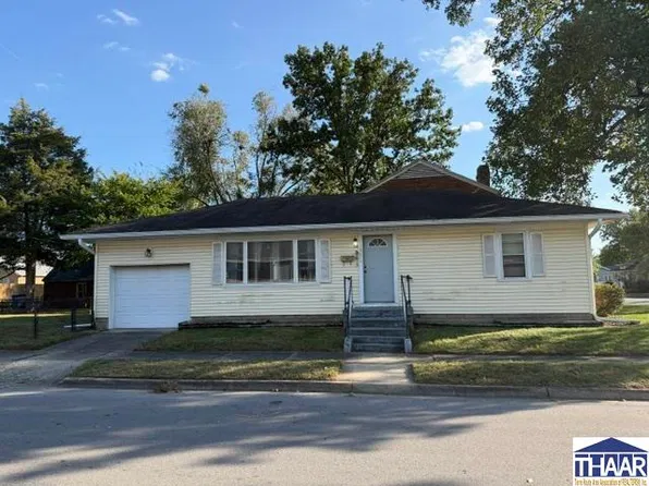 1901 Park St, Terre Haute, IN 47803