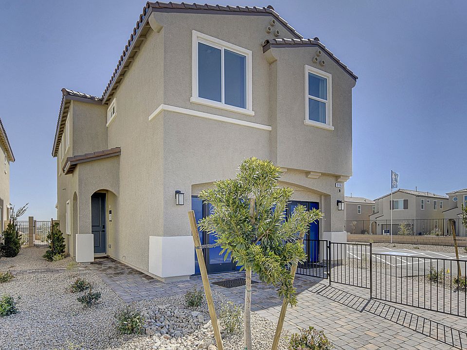The Joshua Model Front - Backyard