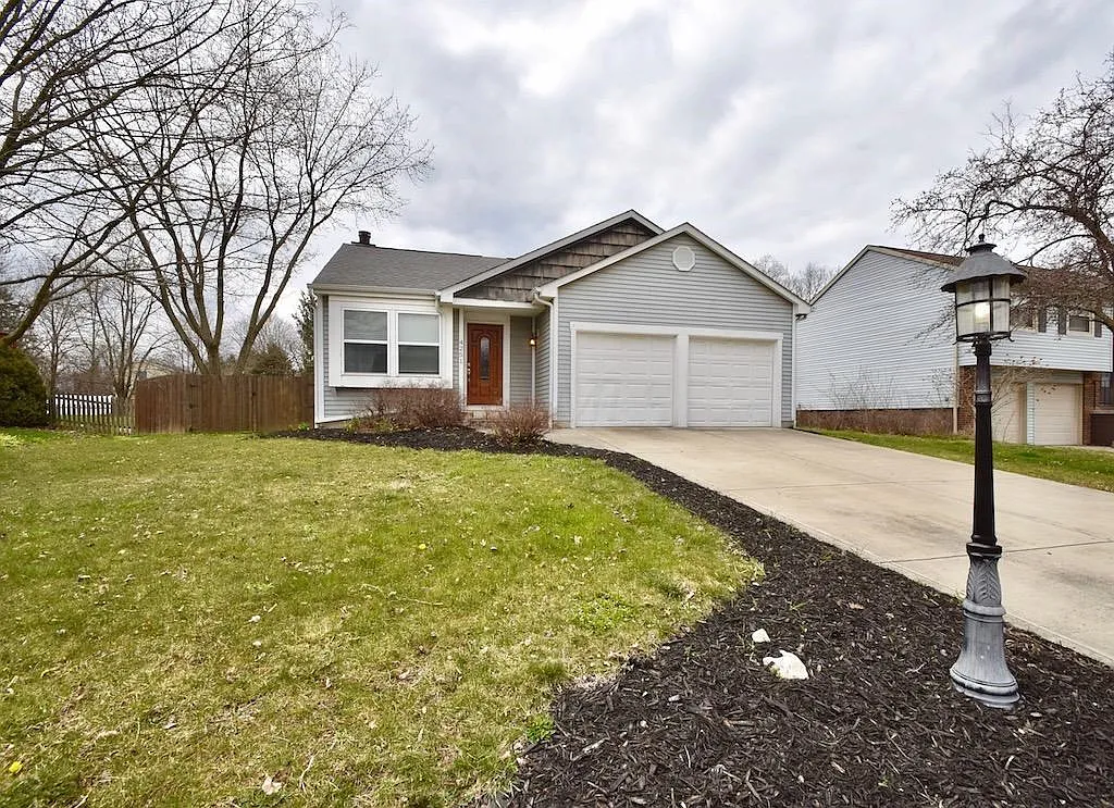 4251 Kelnor Dr photo 1