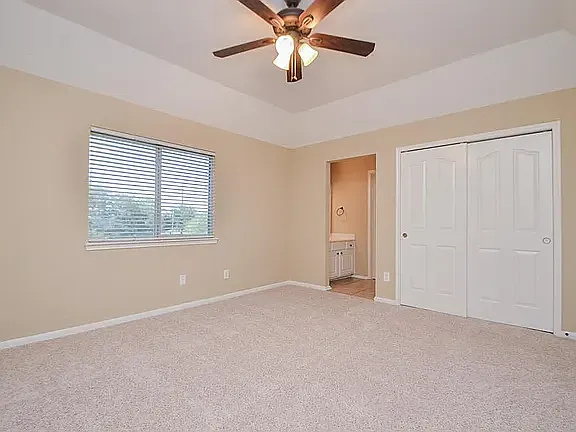 2606 Nutwood Dr — Photo 12