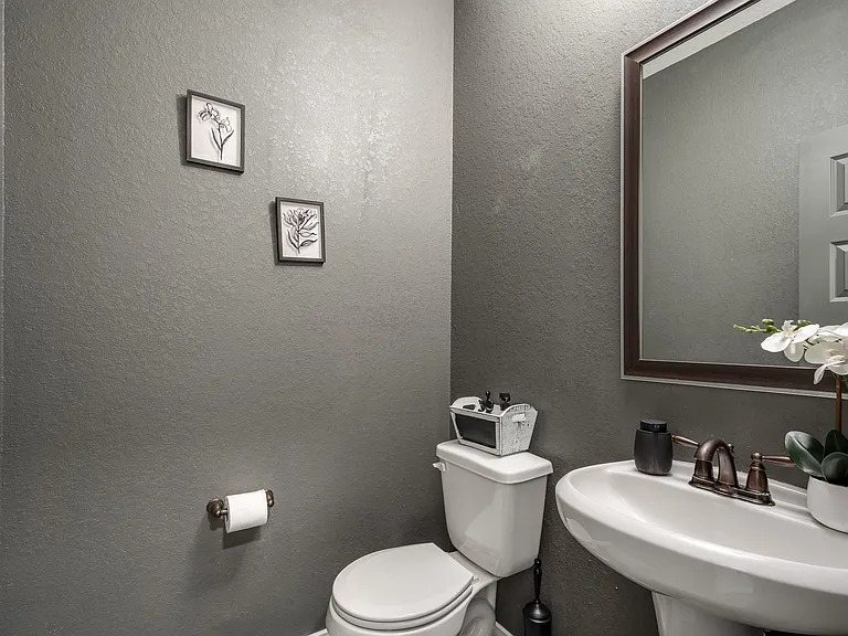 14231 Angelina Dr — Photo 26
