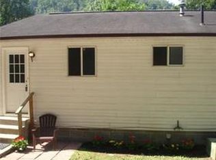 154 Bungalow Rd, Charleston, WV 25306