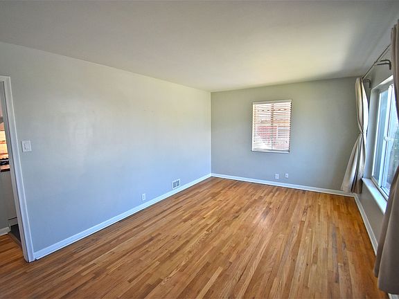 3rd image of 394 E Burton Ave