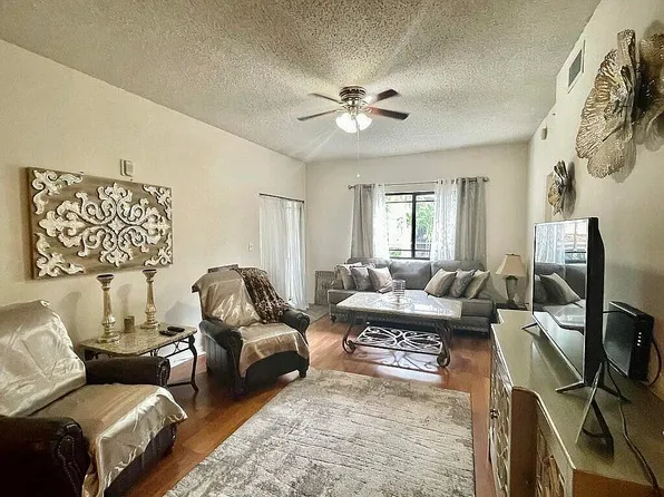 2803 Sarento Pl APT 203, Palm Beach Gardens, FL 33410