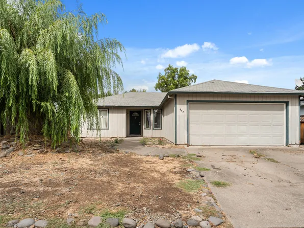 447 Mace Rd, Medford, OR 97501