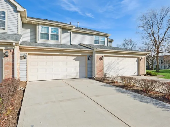1445 Greens Ct #1445, Glendale Heights, IL 60139