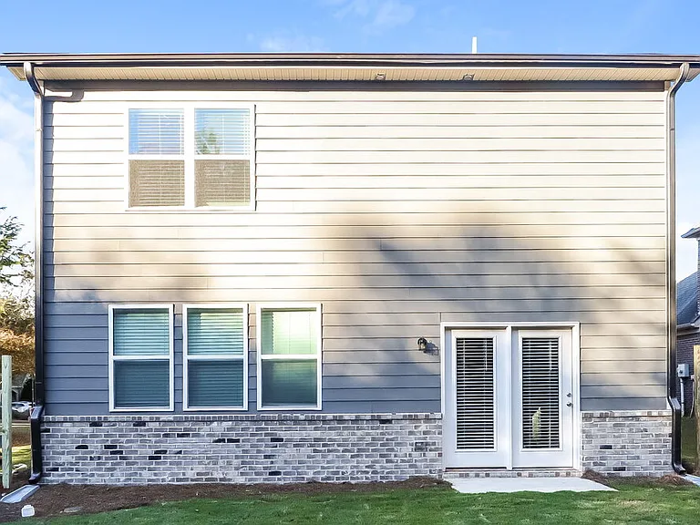 151 Hamilton Pointe Dr — Photo 16