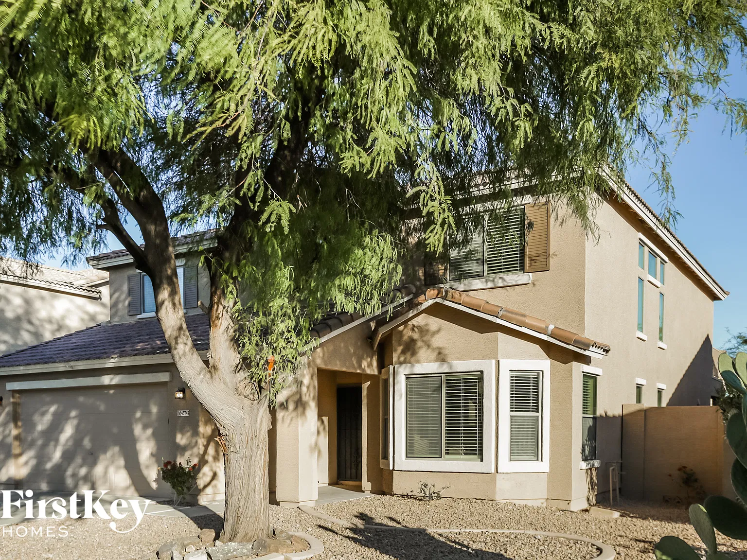 5 bed, 3.0 bath, 3006 sqft, $2,425 — Photo 2