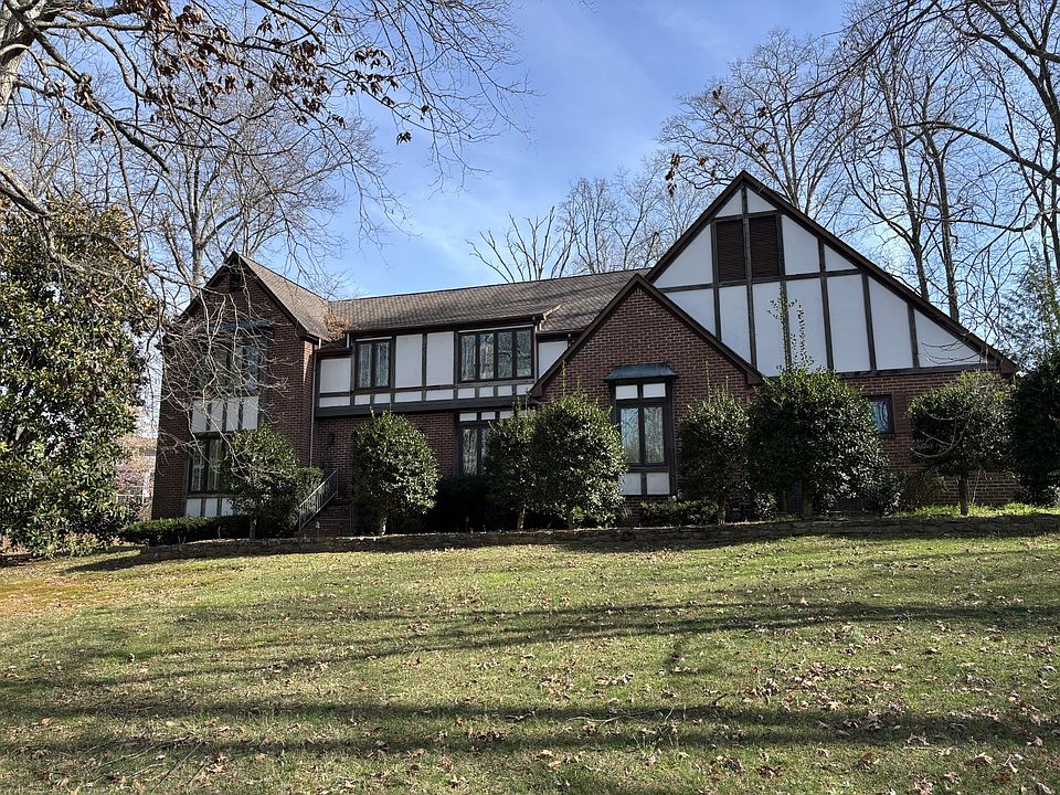 1st image of 707 Lakeland Dr