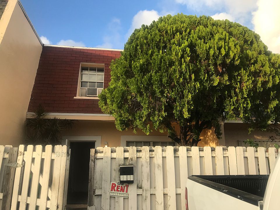 1st image of 5971 NW 25th St
