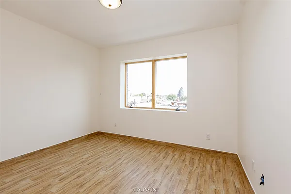 Rented by Town Residential | media 11