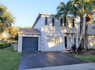 6012 Red Plum Ct, Tamarac, FL 33321