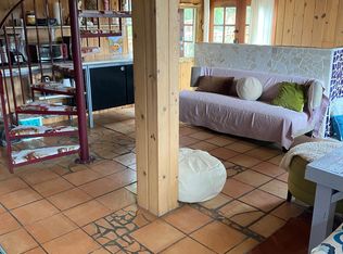 710 N 96th St #2, Seattle, WA 98103