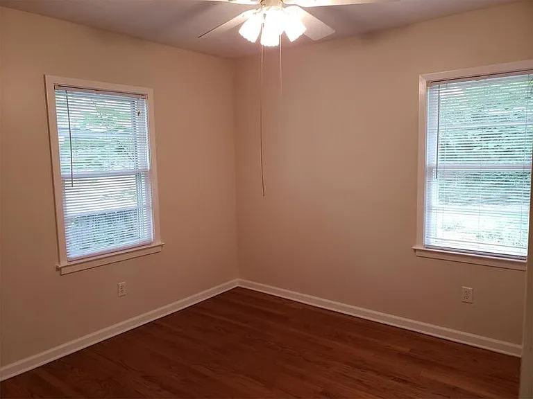 548 Mineral Rd — Photo 6