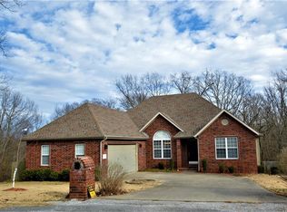 3 Pennine Cir, Bella Vista, AR 72714