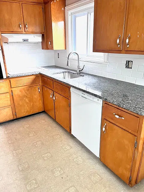 2 bed, 1000 sqft, $2,400 — Photo 4