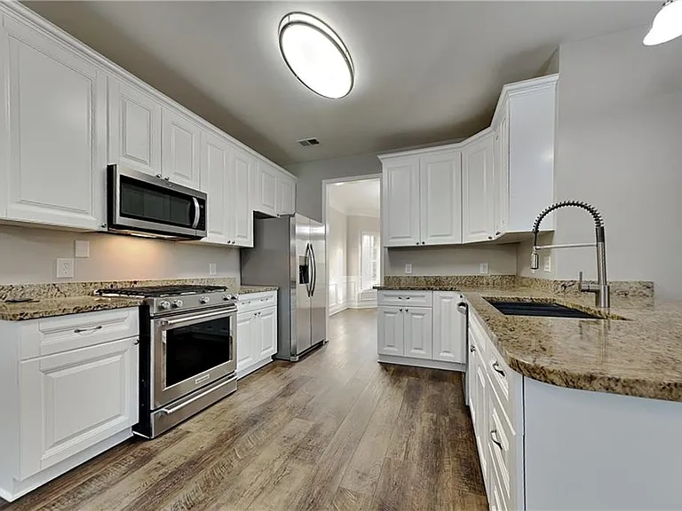 755 Willowwind Dr — Photo 5