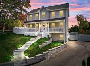 4 Stephanie Dr, North Providence, RI 02904