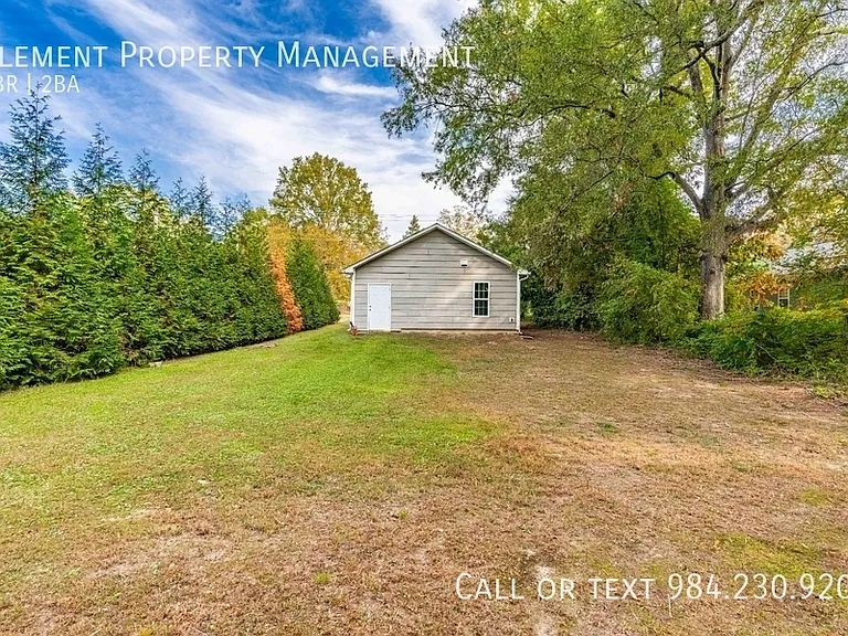 338 E Spring St — Photo 25