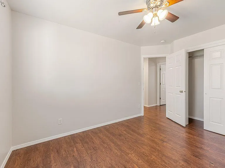 1179 W Cardinal Ave — Photo 9