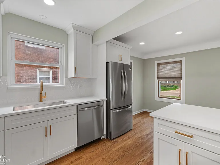 1602 Anita Ave — Photo 13