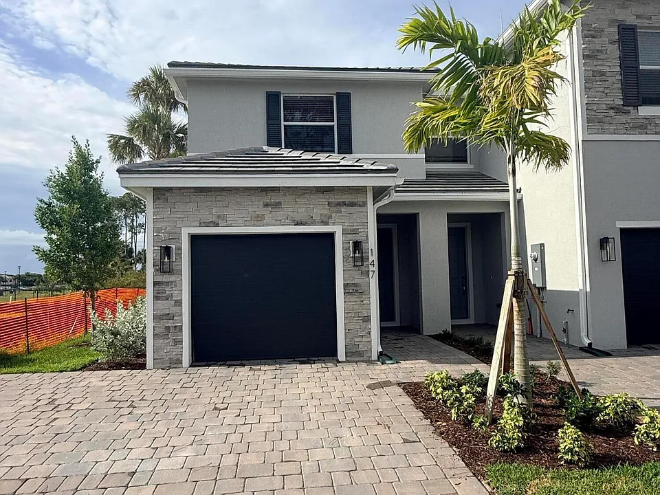 147 Lakeside Landing Ct