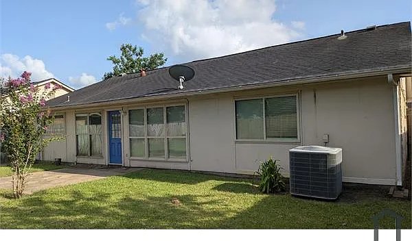 6827 Kearney Dr — Photo 13