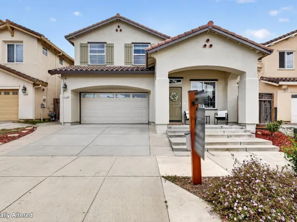 729 Vista Montana Dr, Watsonville, CA 95076