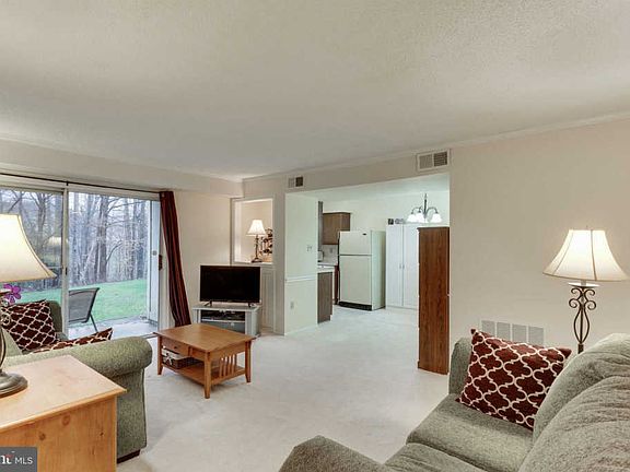 4th image of 12262 Stevenson Ct