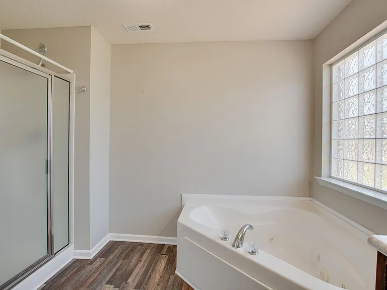4808 Canterwood Dr SE — Photo 16