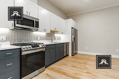 159 Everett St #201 Photo 1