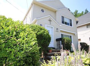 14607 Clifton Blvd, Lakewood, OH