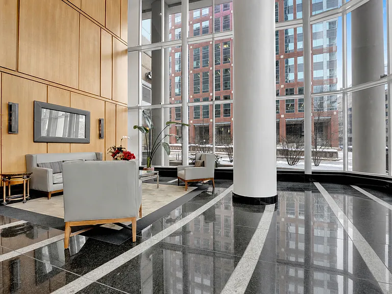 345 N La Salle Dr #1910 — Photo 2