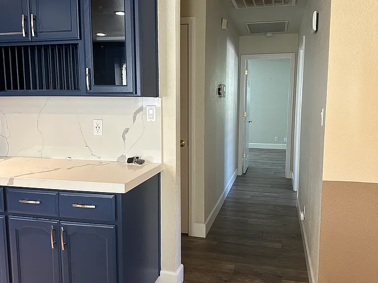 436 N Powers Ave — Photo 6