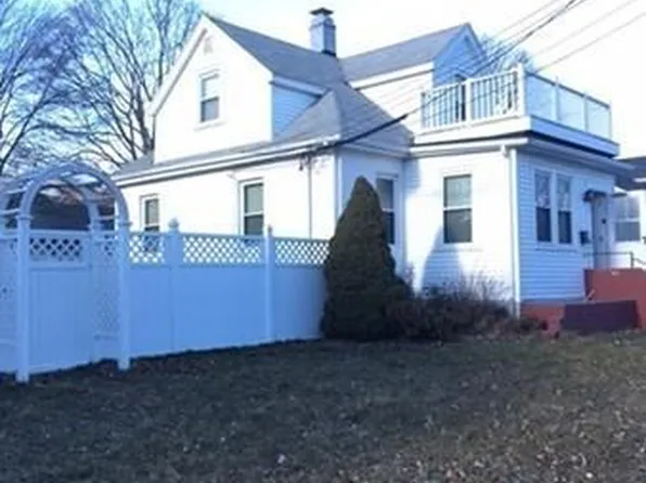 57 Altoona Rd, Dedham, MA 02026