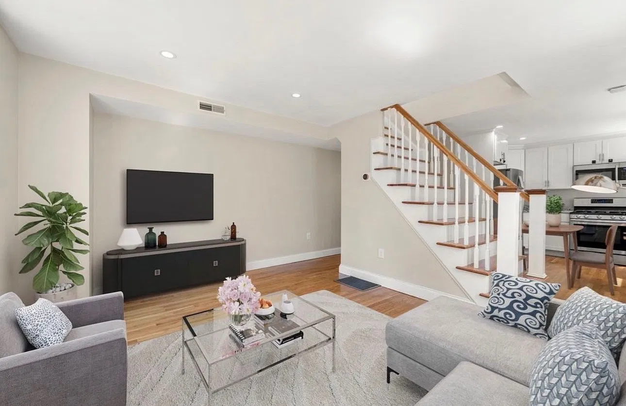 2 bed, $4,200 — Photo 3