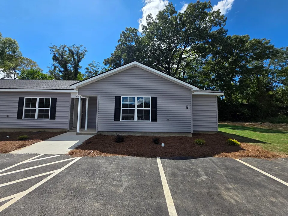 212B Tabor Dr #4B