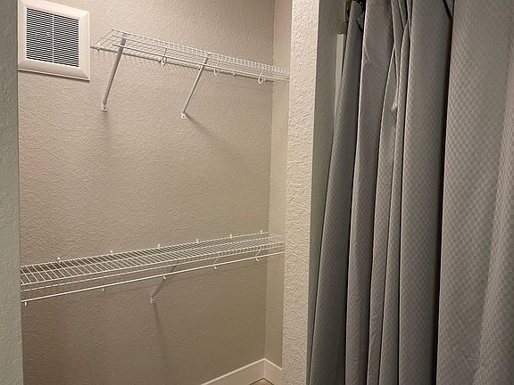 5th image of 1900 SW 13th St #446C
