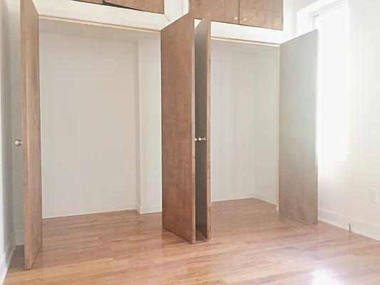 Rented by Bedford Realty USA Corp | media 16