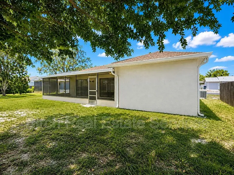 1326 Calamondin Dr — Photo 15