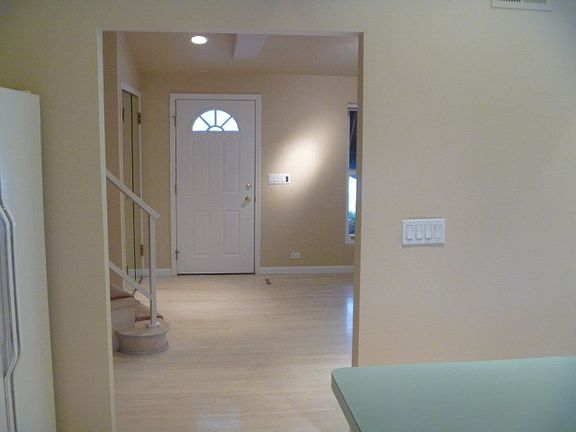 2nd image of 1931 N Pinetree Dr