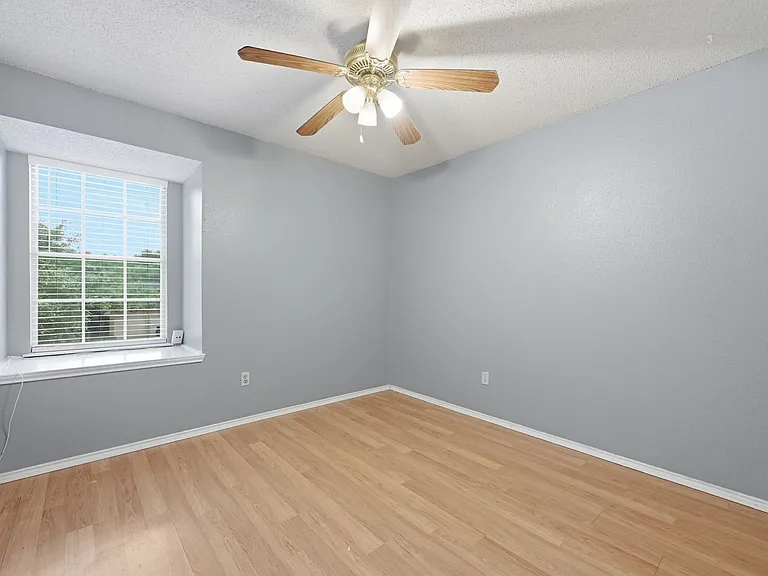 6300 Evangeline Trl — Photo 15