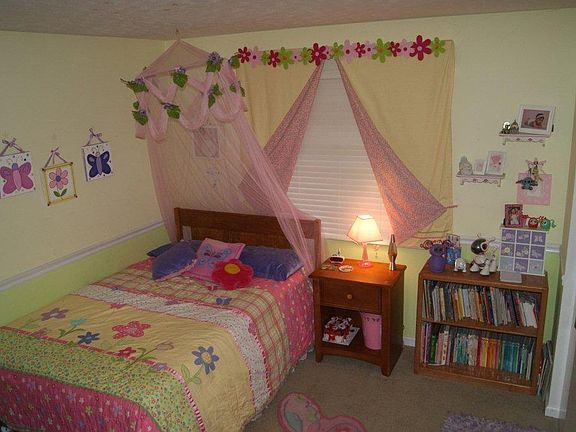 Bedroom #1