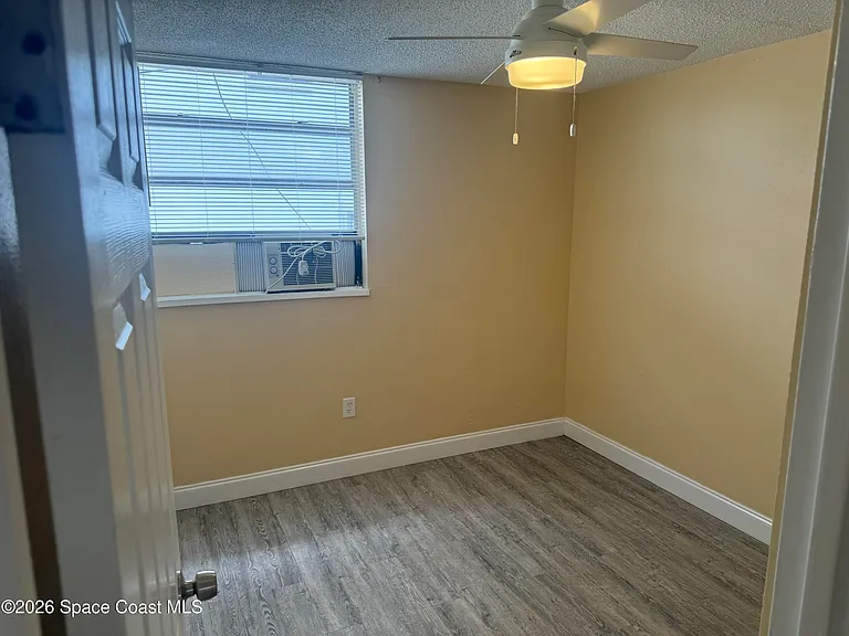 240 Stone St #7 — Photo 10