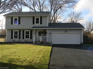 3464 Orchard Hill Dr, Canfield, OH 44406