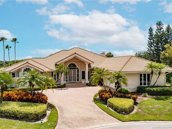 11867 SE Freeport Ct, Hobe Sound, FL 33455